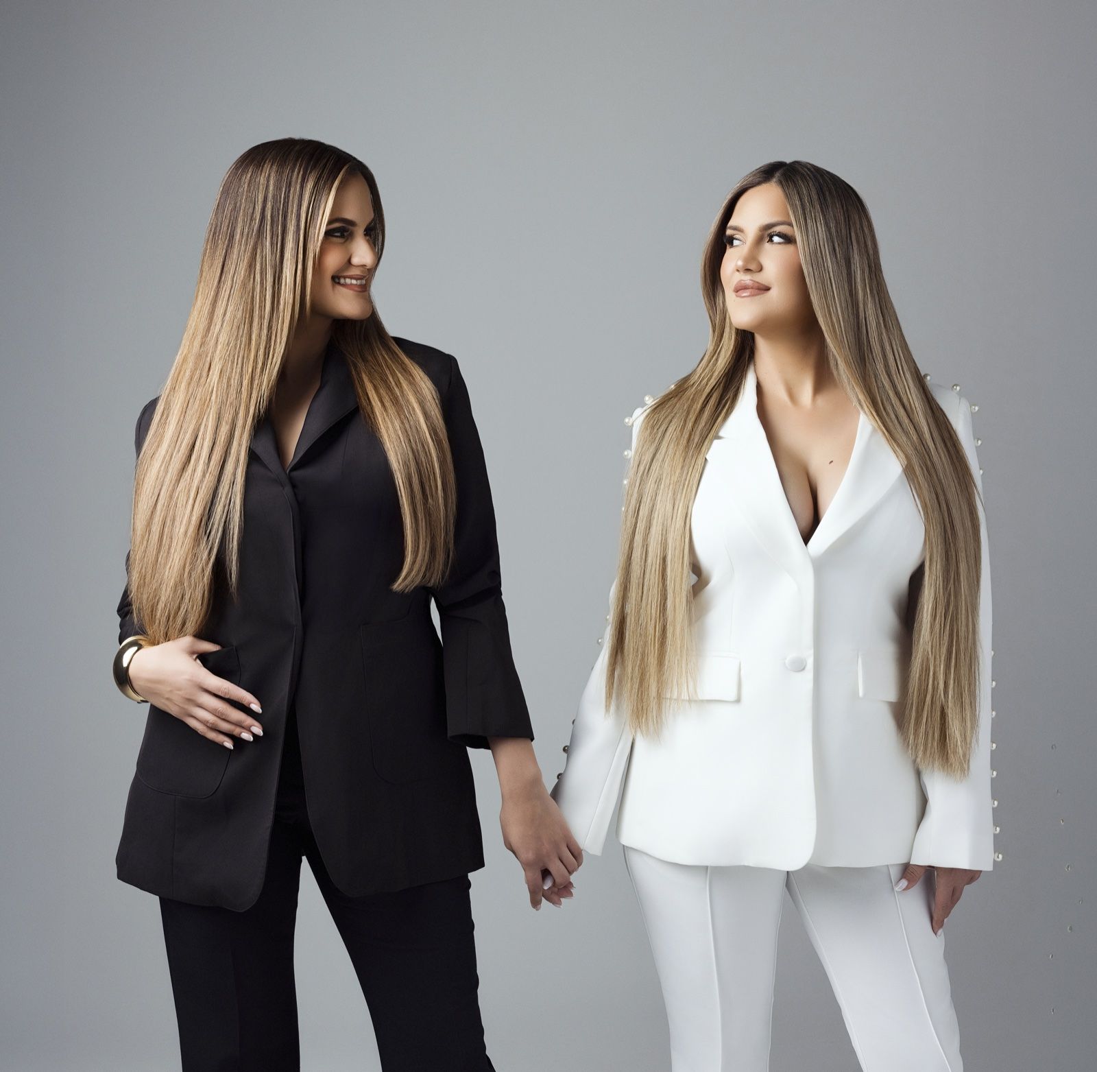 BY STYLISTS,
FOR STYLISTS